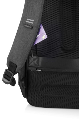 XD Design Рюкзаки Артикул P705.251 Рюкзак Bobby Tech с защитой от карманников на складе 14 шт по цене 23&nbsp;490 ₽