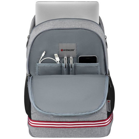 Wenger Рюкзаки Артикул 14040.10 Рюкзак Collegiate Quadma, серый на складе 0 шт по цене 6&nbsp;020 ₽