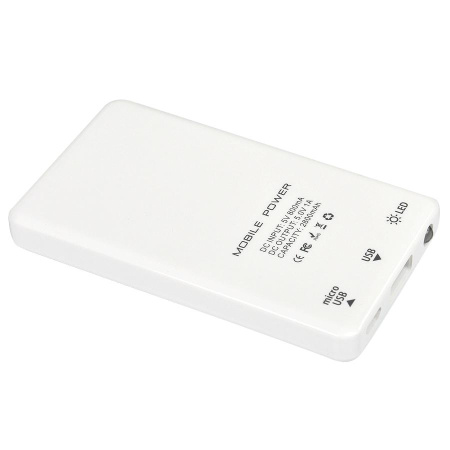 Happy gifts Аккумуляторы Артикул 19318 Универсальное зарядное устройство "Plain" (2800mAh) с фонариком на складе 0 шт по цене 688 ₽
