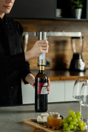 Molti Штопоры Артикул 15027.30 Электрический штопор с ножом для фольги Wine Diesel, черный на складе 832 шт по цене 2&nbsp;885 ₽