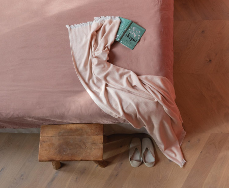 Ukiyo Накидки Артикул P453.809 Накидка Ukiyo Hisako из хлопка AWARE™, 100x180 см на складе 3 шт по цене 4&nbsp;560 ₽