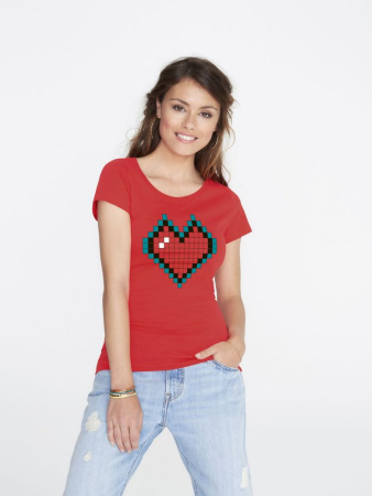 CoolColor Футболки Артикул 70863.50 Футболка женская Pixel Heart, красная на складе 5 шт по цене 1&nbsp;530 ₽