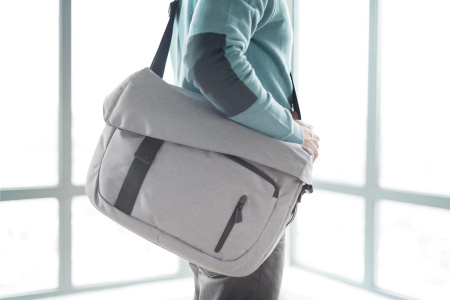 XD Design Сумка для ноутбуков Артикул P732.602 Сумка для ноутбука Osaka на складе 140 шт по цене 3&nbsp;490 ₽