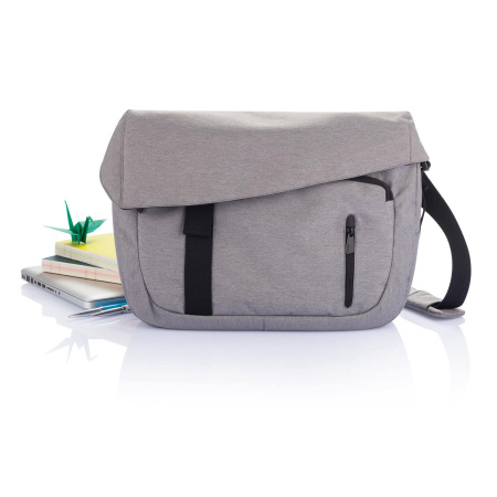 XD Design Сумка для ноутбуков Артикул P732.602 Сумка для ноутбука Osaka на складе 140 шт по цене 3&nbsp;490 ₽